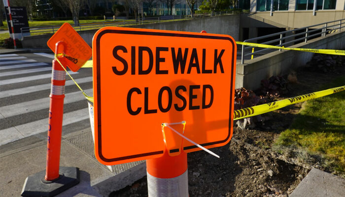 4 useful designs for sidewalk closed signs