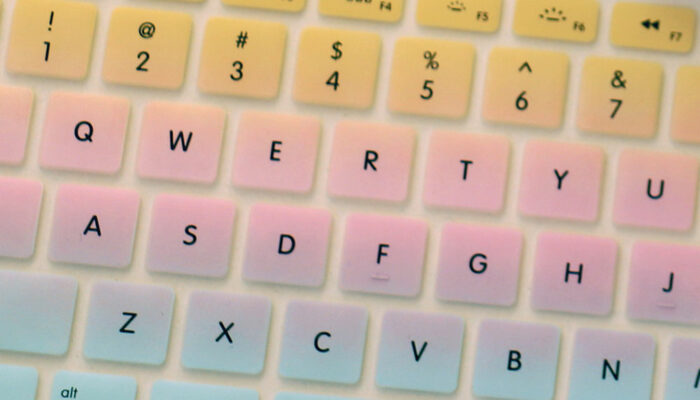 5 popular colored keycaps