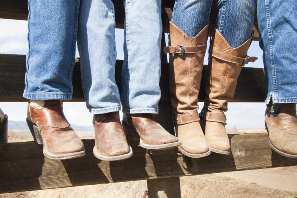 Choose from the timeless classic Levi’s jeans