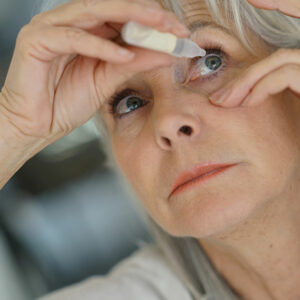 Dry Eyes – Symptoms, Causes, and Treatment Options